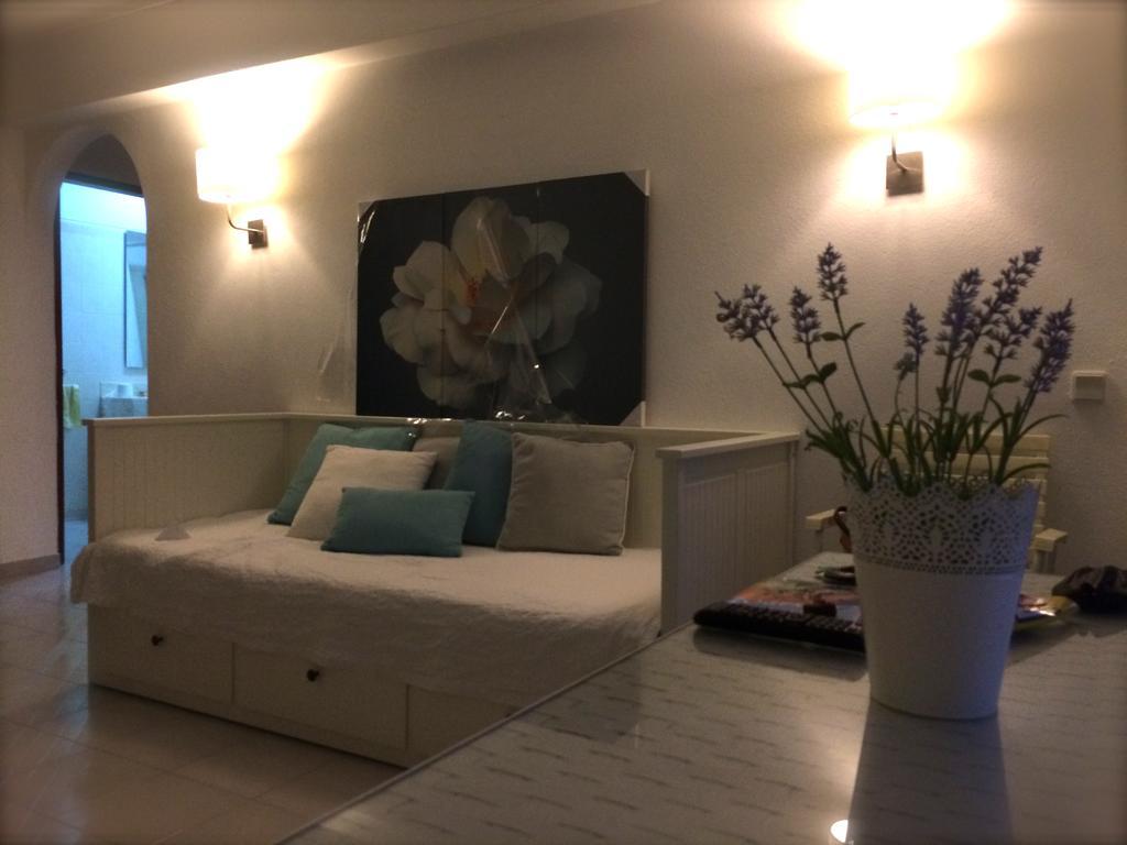 Fuzeta Beach Holiday Apartment ภายนอก รูปภาพ
